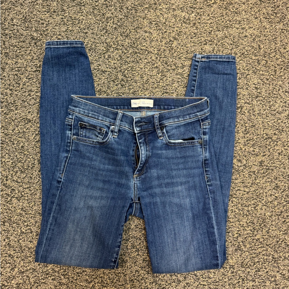 GAP Skinny Jeans